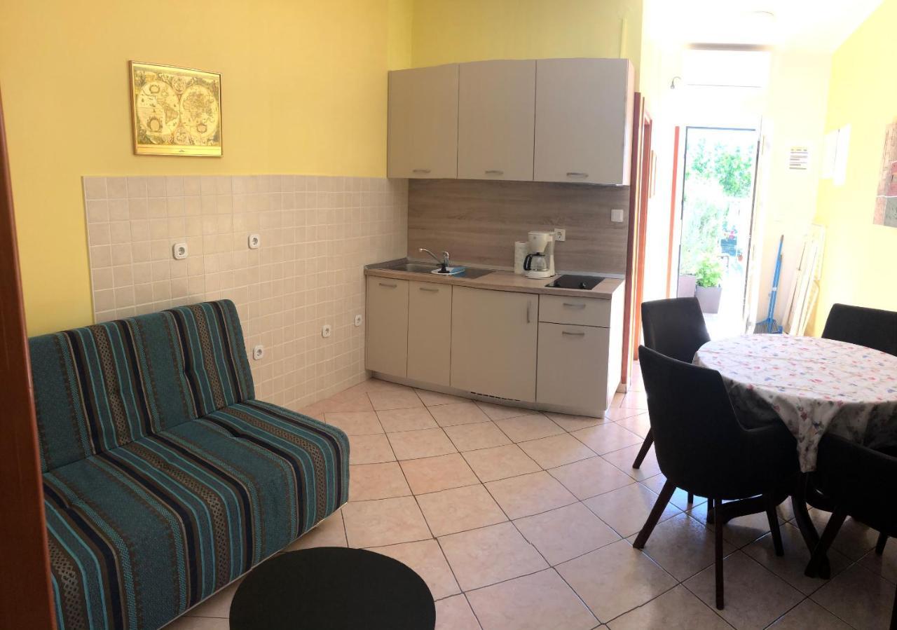 Apartments Eda Baska (Krk) Exterior photo